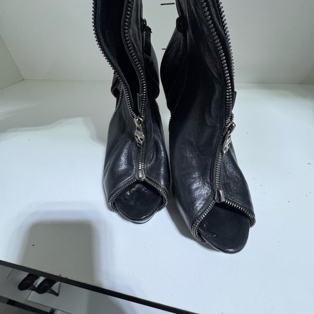 Mcqueen boots